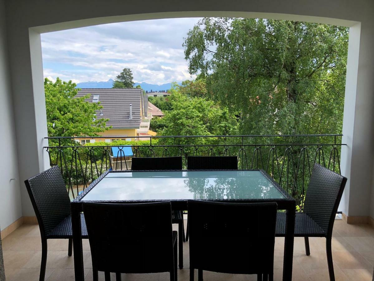 홀르 Au Bonheur Des Iris B&B 외부 사진
